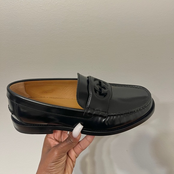 Gucci Loafers - Picture 1 of 7